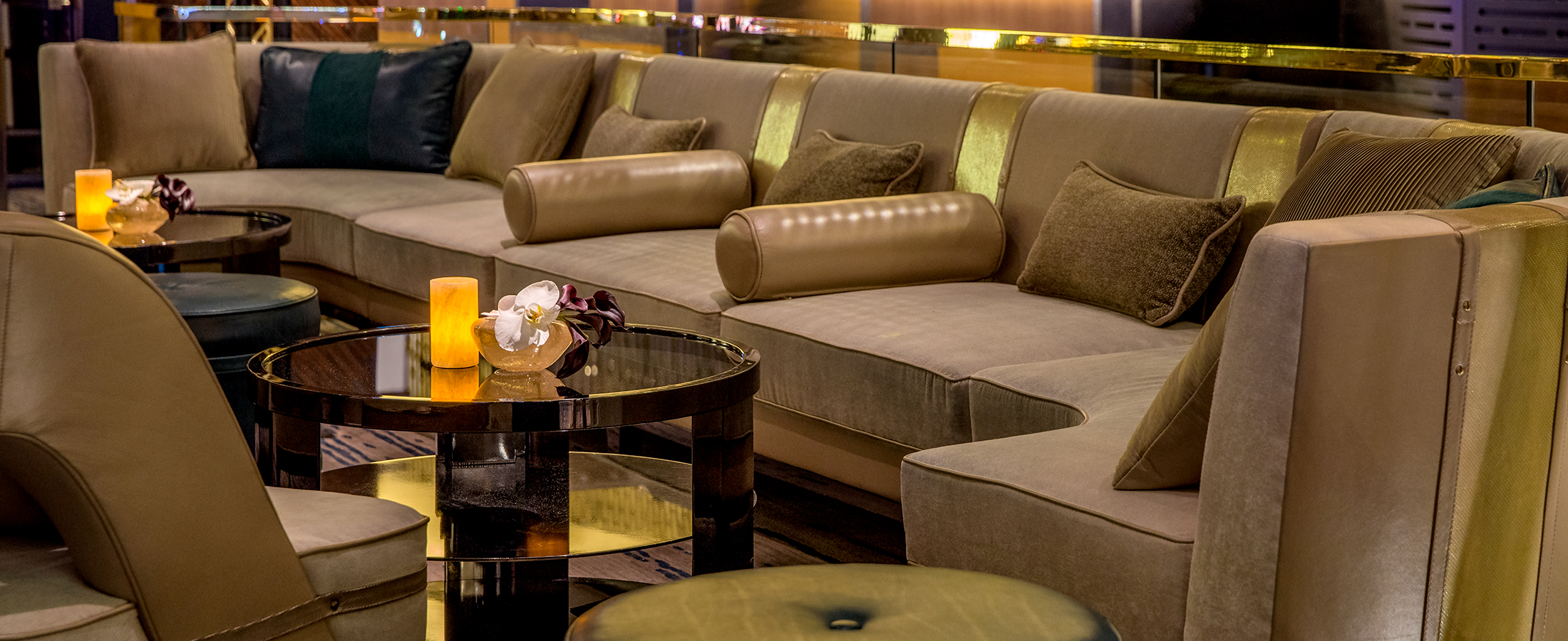 Studio Munge Alibi Ultra Lounge Studio Munge